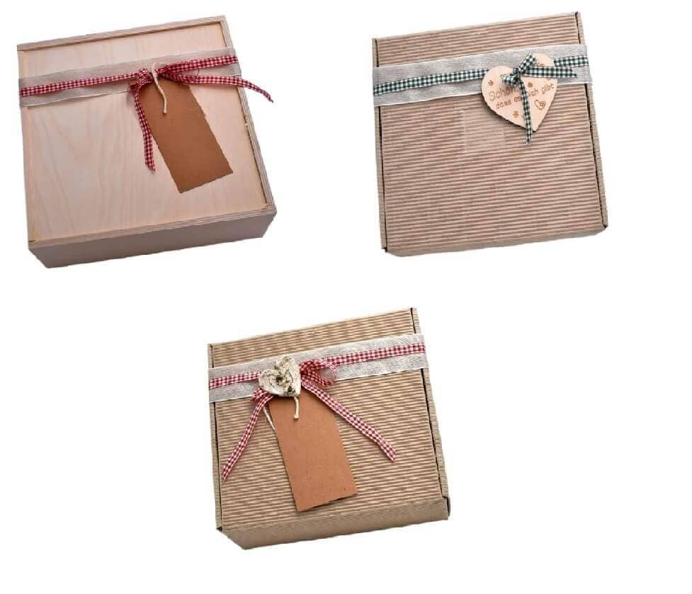 Geschenkbox mit Deko Geschenkbox mit Deko