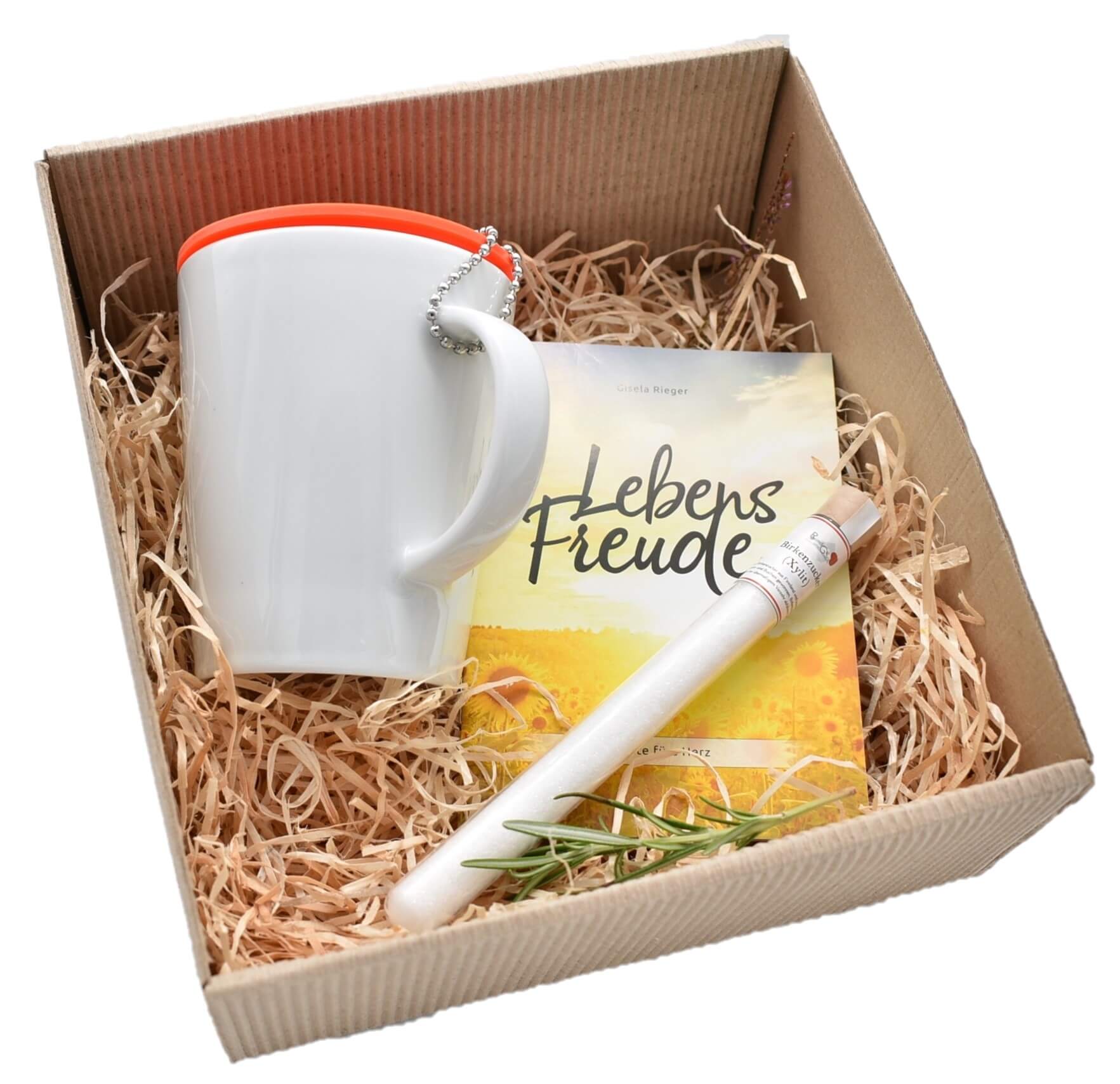 "Tasse mit Lesestoff" Geschenk-Set mit ihrem Namen "Tasse mit Lesestoff" Geschenk-Set mit ihrem Namen ist eine tolle nachhaltige Geschenkidee.